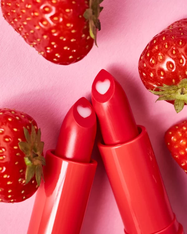 Essence HEART CORE Fruity Lip Balm 02 5