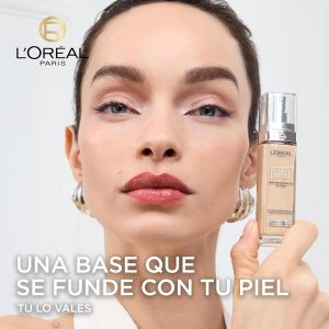 L'Oréal Paris - Flüssige Foundation – Feuchtigkeit 24 Stunden – Formel mit Hyaluronsäure – alle Hauttypen – Farbton: Goldbeige (3.D) – Perfect Match – 30 ml 12