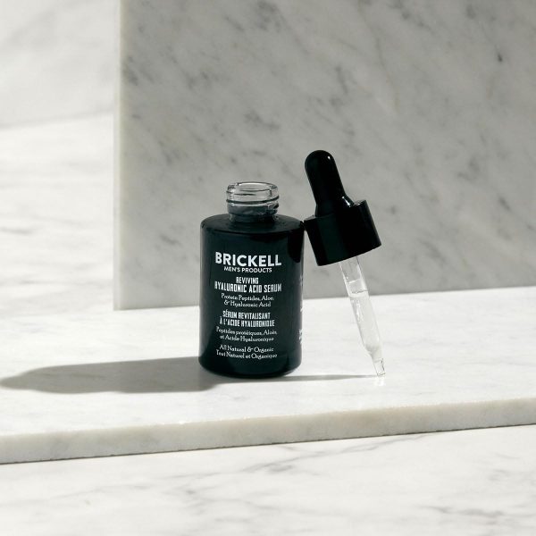 Brickell Anti-Aging-Hyaluronsäure-Serum für Männer für das Gesicht, belebendes Tagesserum für Männer, Natürliches und Organisches Vitamin-C-Gesichtsserum mit Proteinpeptiden, 30 ml, parfümfrei 2