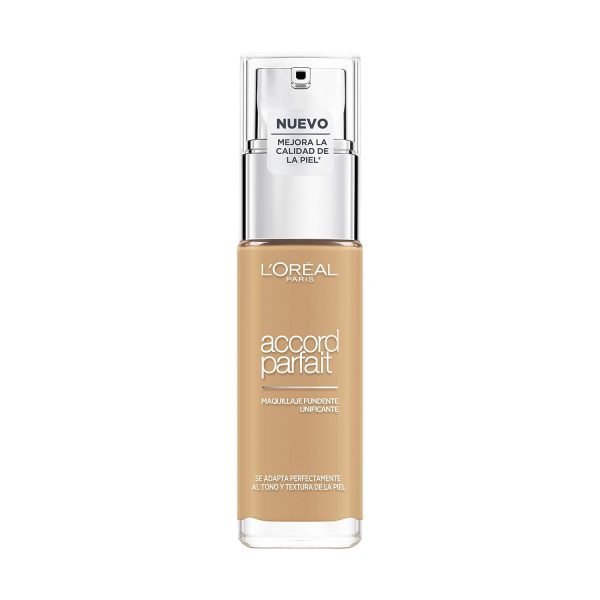 L'Oréal Paris - Flüssiges Make-up Accord Parfait – trockene bis normale Haut – Farbton Macadamia (2.5.D) – 30 ml 1