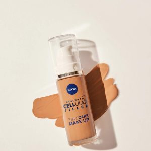 NIVEA Hyaluron Cellular Filler 3in1 Pflege Make-Up Dunkel (30 ml), feuchtigkeitsspendende Foundation mit Hyaluron, Gesichts für einen ebenmäßigeren Teint 13