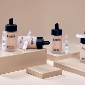 BABOR MAKE UP Matte Finish Foundation, leichte & mattierende Foundation mit Serum, mittlere bis hohe Deckkraft, kaschiert Unregelmäßigkeiten, 30 ml 19